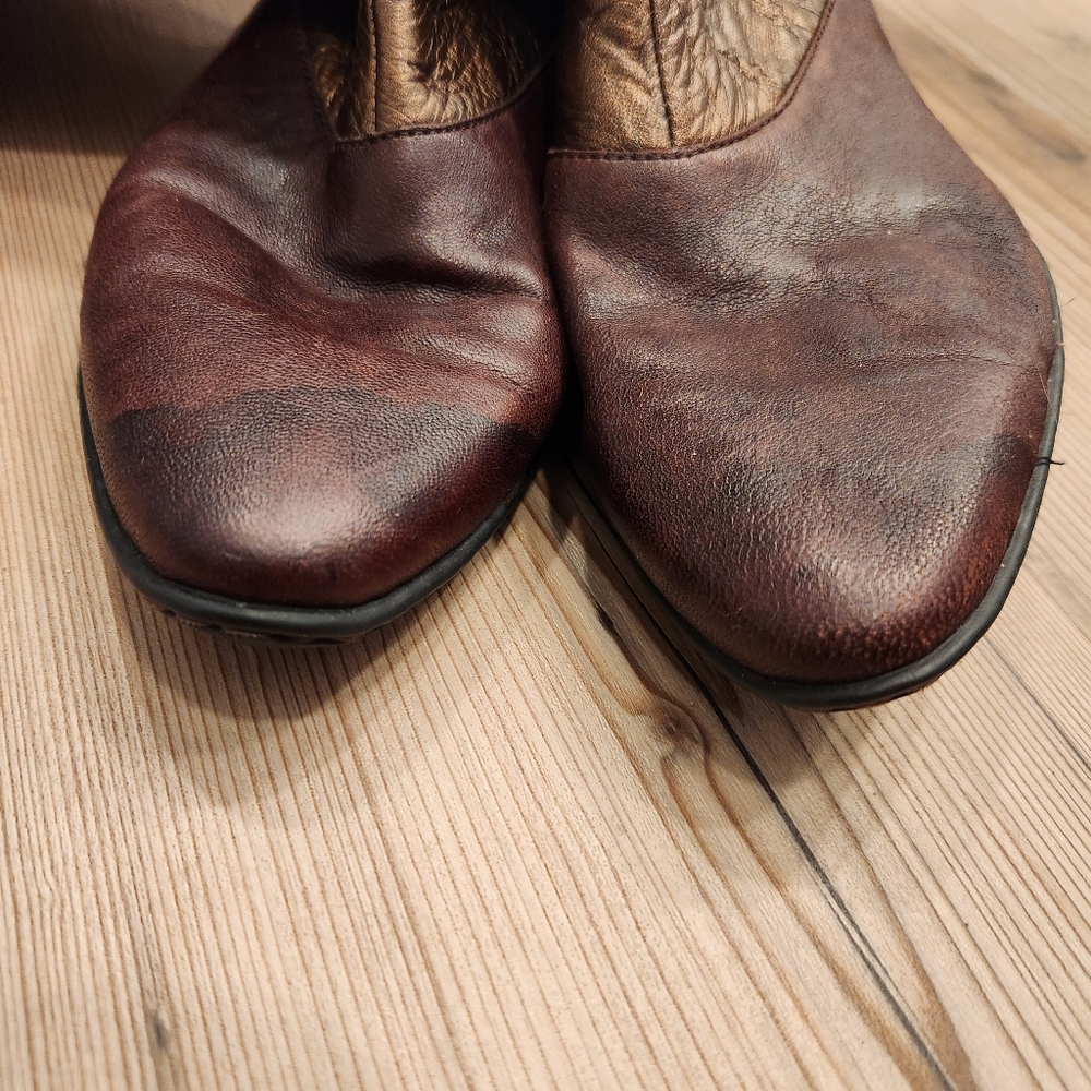 Born Leather Knee High Rider Zip Up Boot - Picture 9 of 16